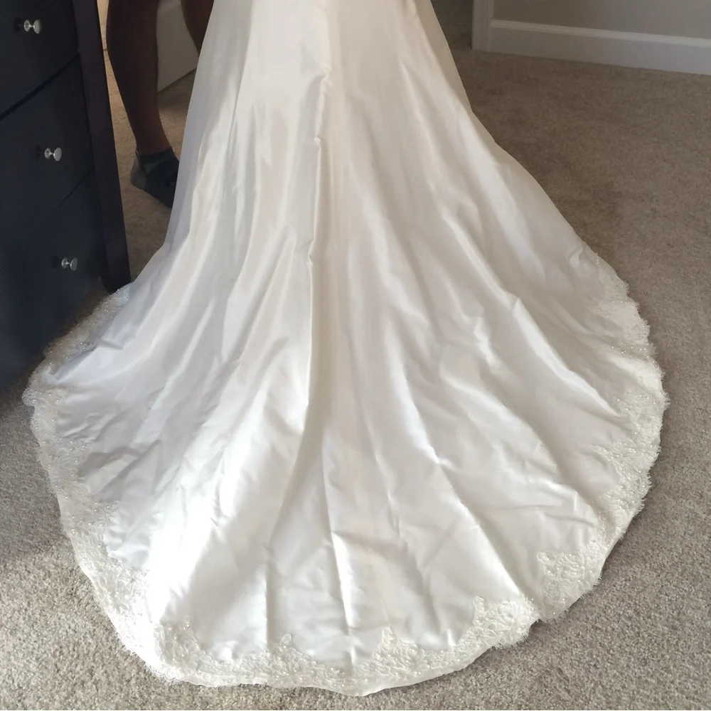 NEW/ NEVER WORN: Paloma Blanca Wedding Dress: style #CA05313 - Picture 10 of 15